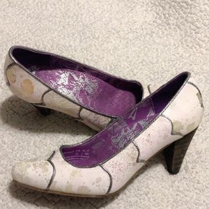 MACANNA Leather Stacked Heels.